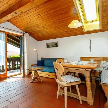Fruehlingshof App 9 Apartment