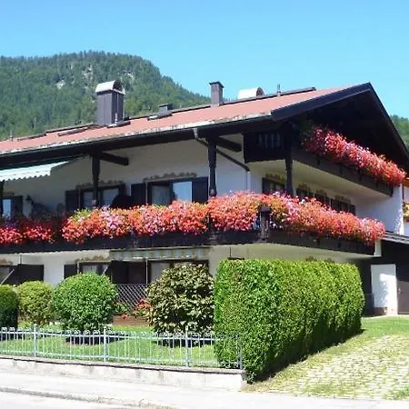 Frühlingshof App 9